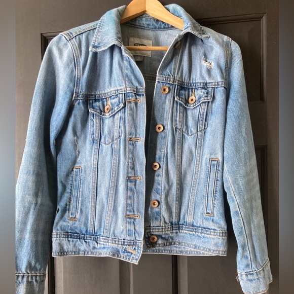 Old Navy Jean Jacket - Picture 1 of 2